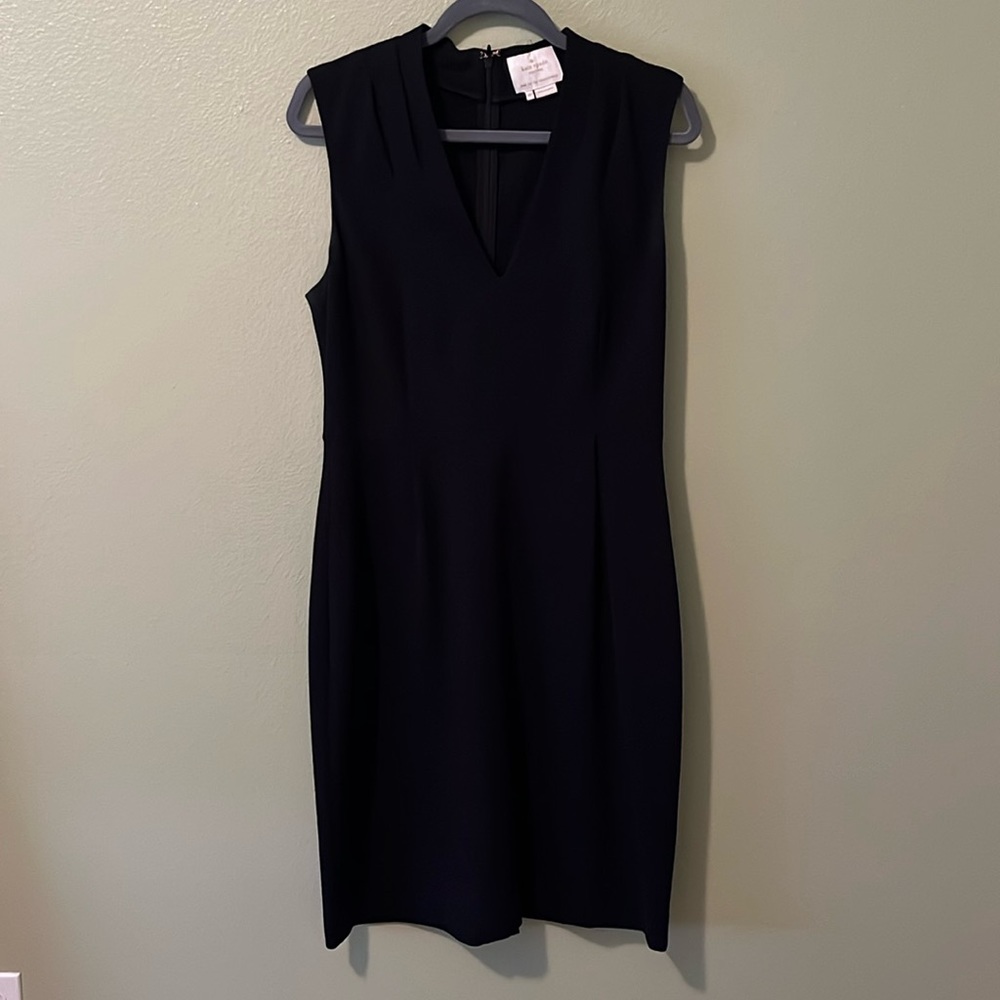 EUC Black Kate Spade V-neck dress. Size 12.